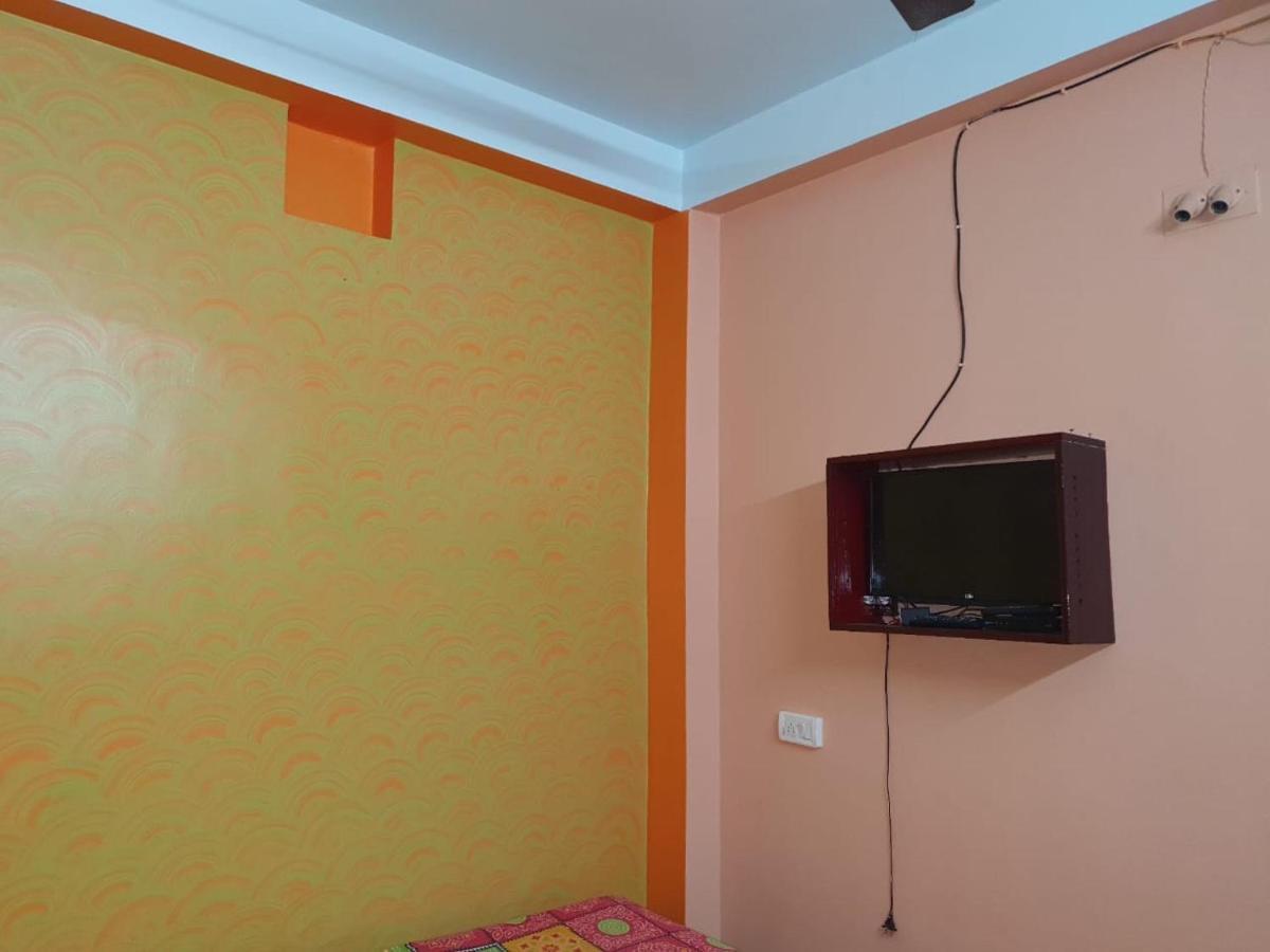 Shreekhetra Hotel Puri Buitenkant foto